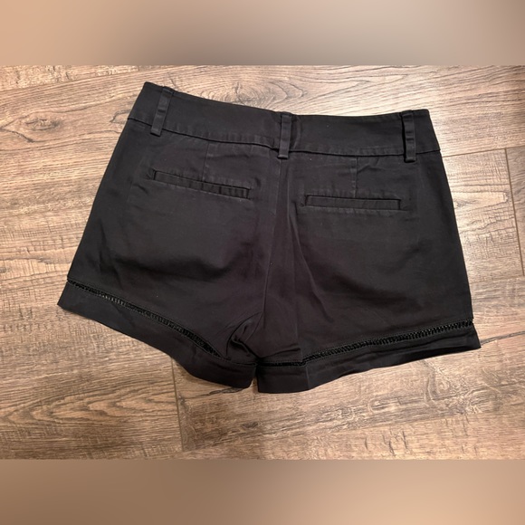 Calvin Klein shorts size 0 - Picture 2 of 2